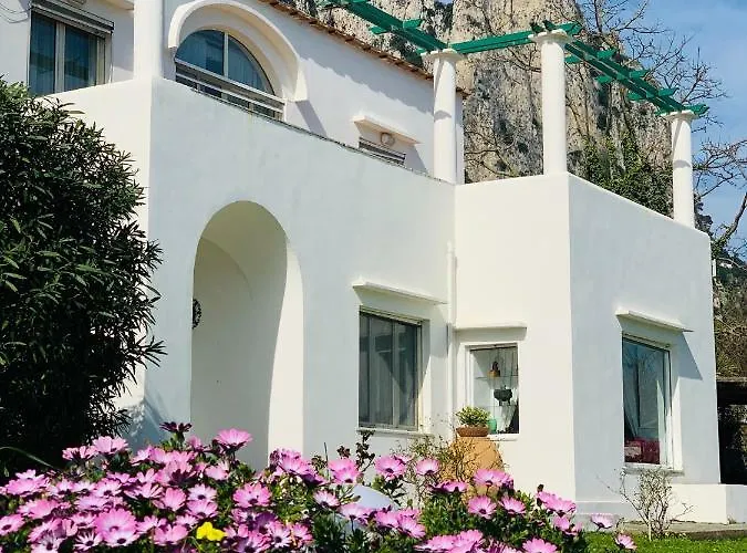 Marunnella Κάπρι